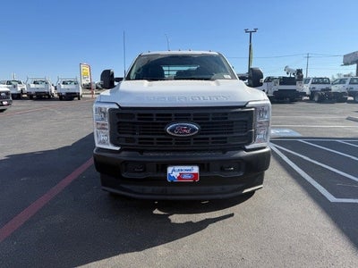 2026 Ford Super Duty F-350 DRW Flatbed XL