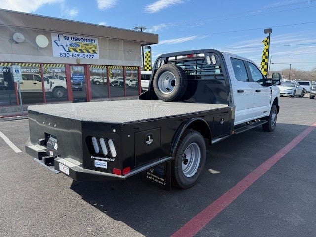 2026 Ford Super Duty F-350 DRW Flatbed XL