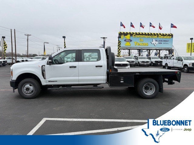 2026 Ford Super Duty F-350 DRW Flatbed XL