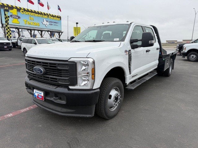 2026 Ford Super Duty F-350 DRW Flatbed XL