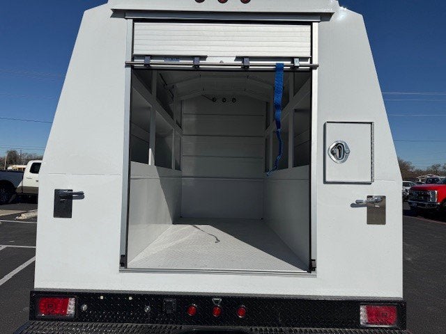 2026 Ford Super Duty F-350 DRW ROYAL KUV XL