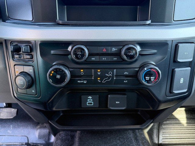 2026 Ford Super Duty F-350 DRW ROYAL KUV XL