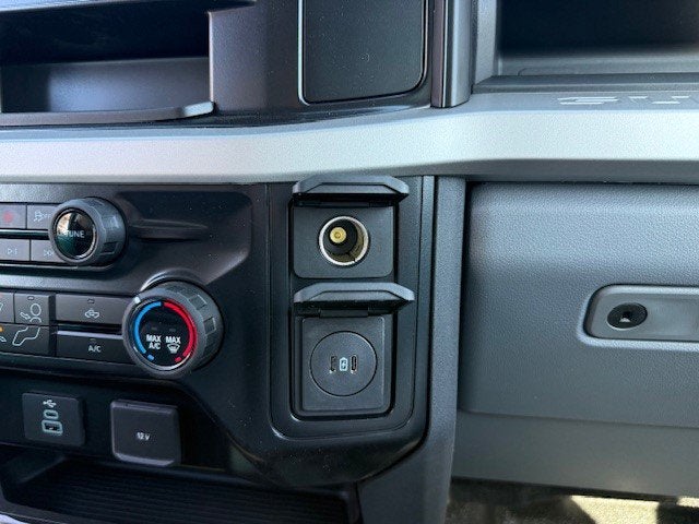 2026 Ford Super Duty F-350 DRW ROYAL KUV XL