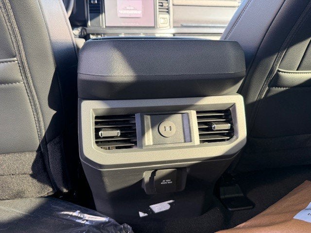 2026 Ford Super Duty F-350 DRW Chassis LARIAT