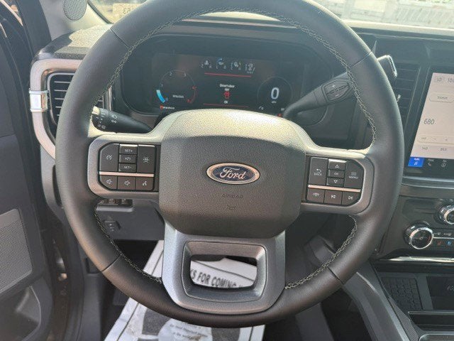 2026 Ford Super Duty F-350 DRW Flatbed LARIAT