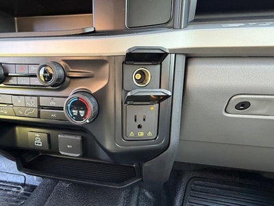 2026 Ford Super Duty F-350 DRW Flatbed XL