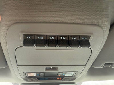 2025 Ford Super Duty F-350 DRW Flatbed XL