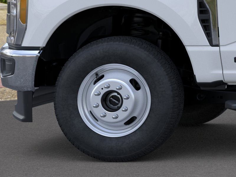 2025 Ford Super Duty F-350 DRW Flatbed XL