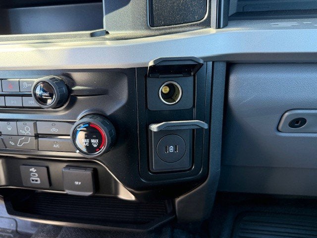 2026 Ford Super Duty F-350 DRW Flatbed XL