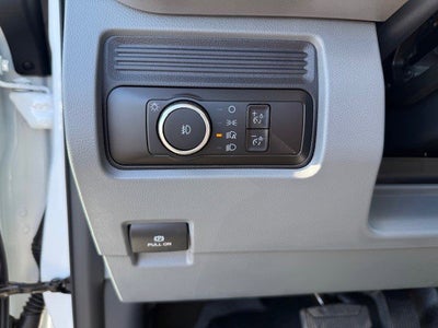 2026 Ford Super Duty F-350 DRW Flatbed XL