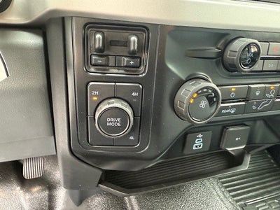 2026 Ford Super Duty F-350 DRW Flatbed XL