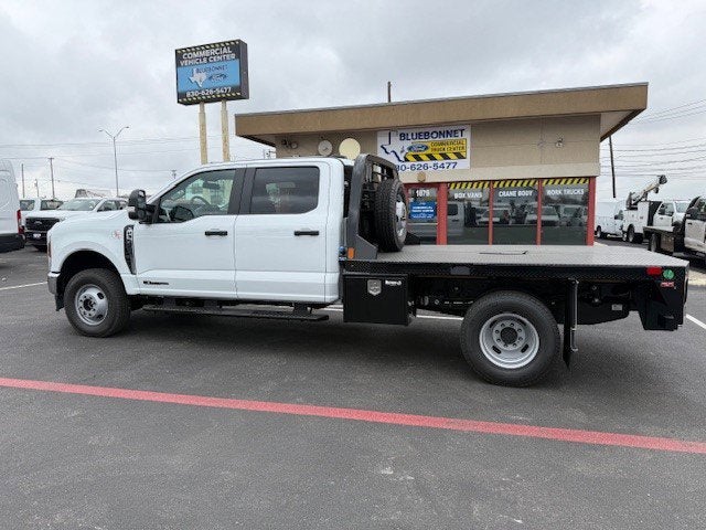 2026 Ford Super Duty F-350 DRW Flatbed XL