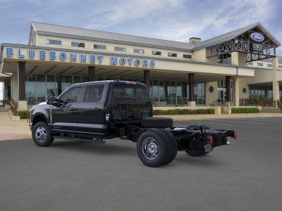 2026 Ford Super Duty F-350 DRW LARIAT