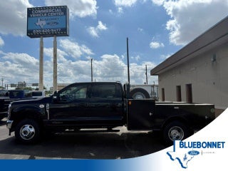 2026 Ford Super Duty F-350 DRW Flatbed LARIAT