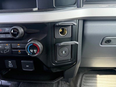 2026 Ford Super Duty F-350 DRW Flatbed XL