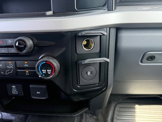 2026 Ford Super Duty F-350 DRW Flatbed XL