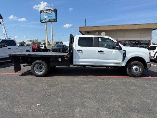 2026 Ford Super Duty F-350 DRW Flatbed XL