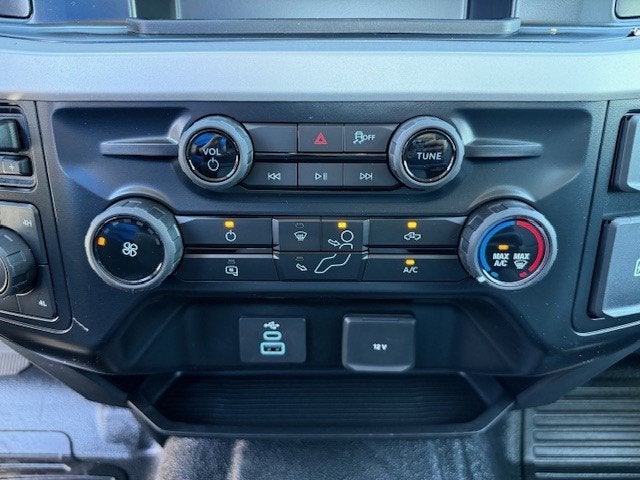 2026 Ford Super Duty F-350 DRW Chassis XL