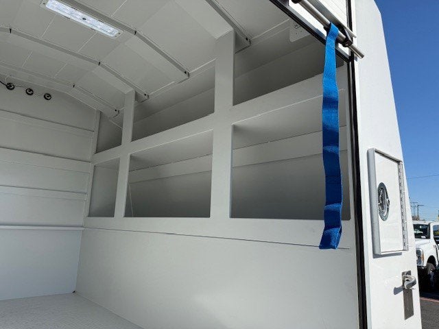 2026 Ford Super Duty F-350 DRW ROYAL KUV XL