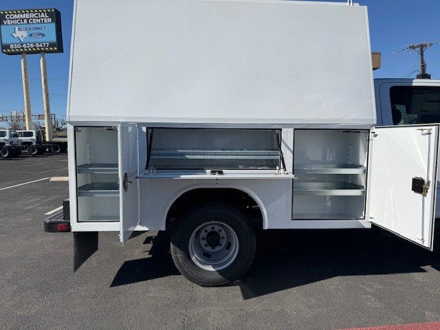 2026 Ford Super Duty F-350 DRW ROYAL KUV XL