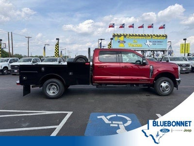 2026 Ford Super Duty F-350 DRW Flatbed LARIAT