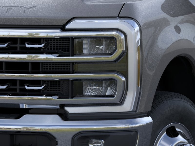 2026 Ford Super Duty F-350 DRW Chassis LARIAT