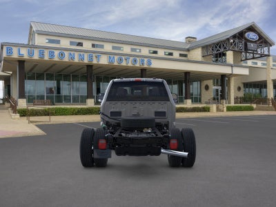 2026 Ford Super Duty F-350 DRW Chassis LARIAT