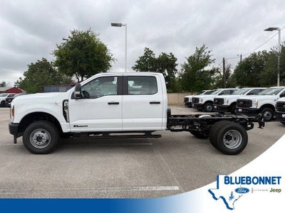 2026 Ford Super Duty F-350 DRW Chassis XL