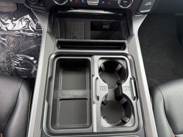 2027 Ford Super Duty F-350 DRW Chassis LARIAT