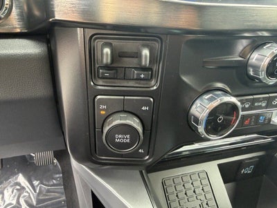 2027 Ford Super Duty F-350 DRW Chassis LARIAT