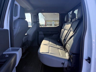 2026 Ford Super Duty F-350 DRW Flatbed XL