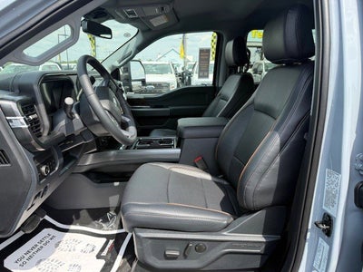 2026 Ford Super Duty F-350 DRW Flatbed LARIAT