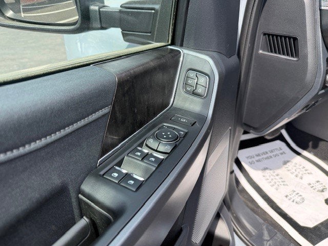 2026 Ford Super Duty F-350 DRW Flatbed LARIAT