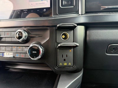 2026 Ford Super Duty F-350 DRW Flatbed LARIAT