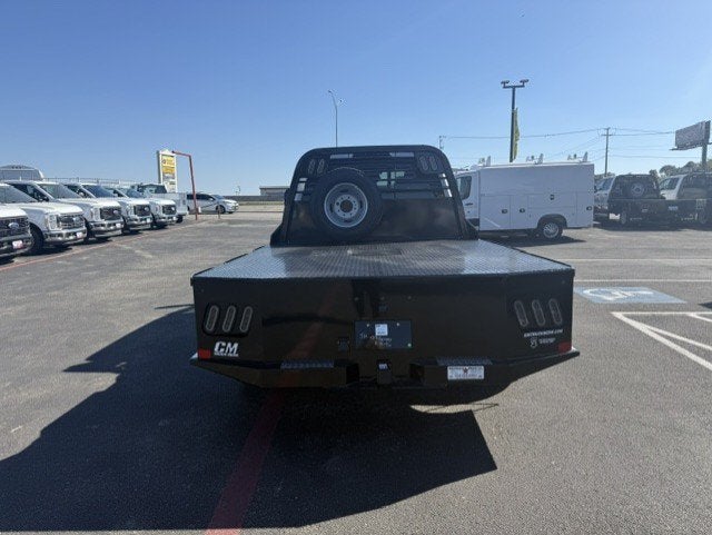 2027 Ford Super Duty F-350 DRW Flatbed XL