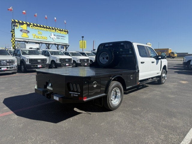 2027 Ford Super Duty F-350 DRW Flatbed XL