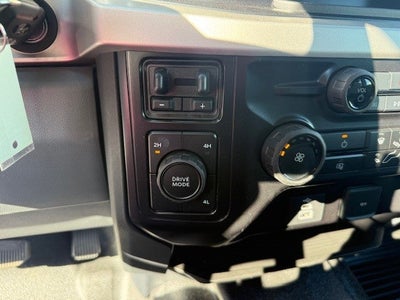 2026 Ford Super Duty F-350 DRW Flatbed XL