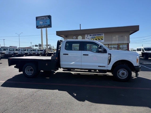 2026 Ford Super Duty F-350 DRW Flatbed XL