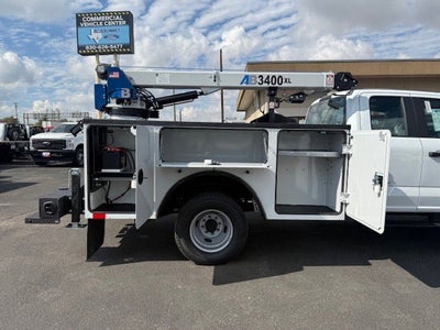 2026 Ford Super Duty F-350 DRW Crane XL