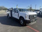 2027 Ford Super Duty F-350 DRW Crane XL