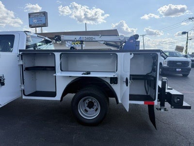 2026 Ford Super Duty F-350 DRW Crane XL