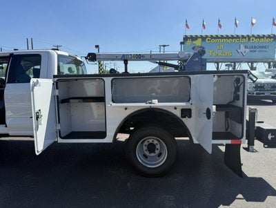2026 Ford Super Duty F-350 DRW Crane XL