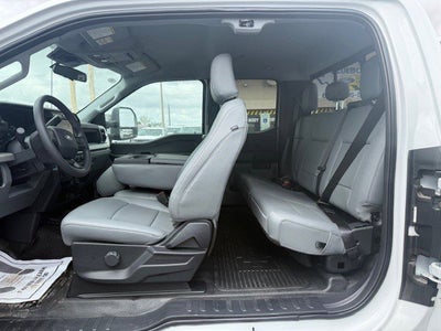 2026 Ford Super Duty F-350 DRW Service Body XL