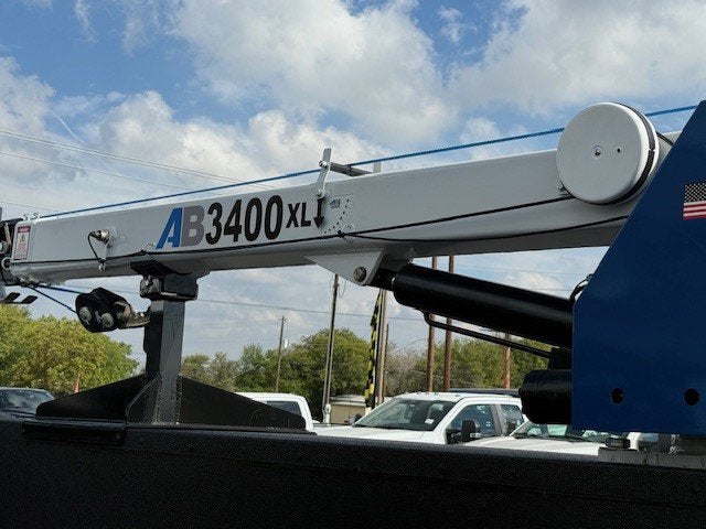 2026 Ford Super Duty F-350 DRW Crane XL