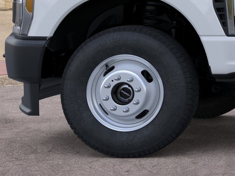 2026 Ford Super Duty F-350 DRW Crane XL