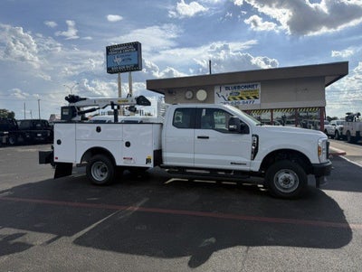 2026 Ford Super Duty F-350 DRW Crane XL
