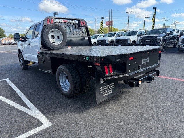 2025 Ford Super Duty F-350 DRW Flatbed XL