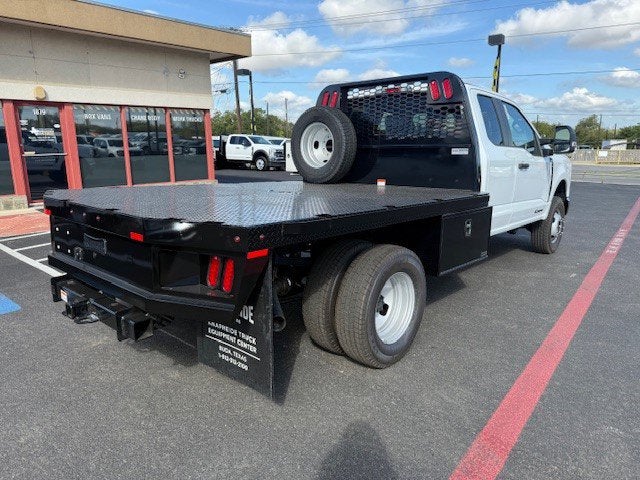 2025 Ford Super Duty F-350 DRW Flatbed XL