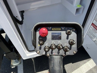 2026 Ford Super Duty F-350 DRW Crane XL