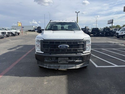 2026 Ford Super Duty F-350 DRW Crane XL